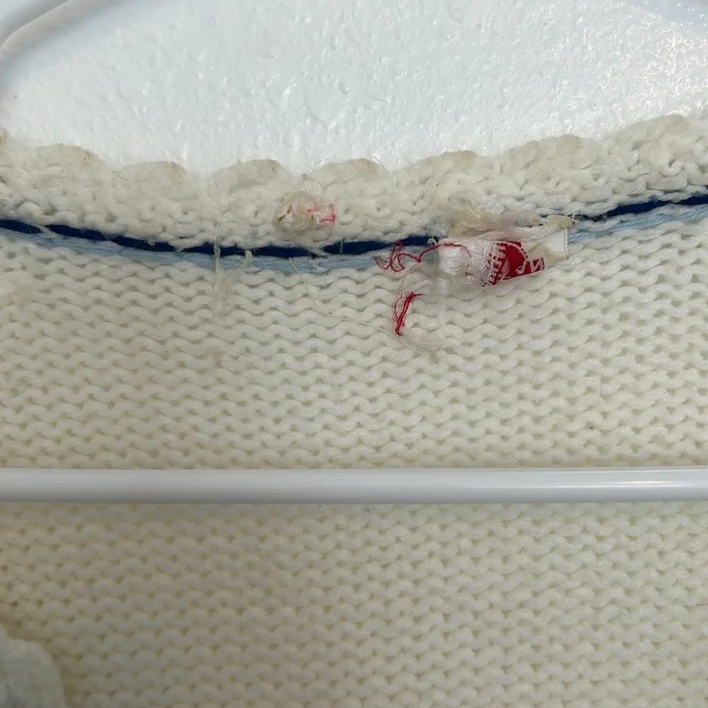 Vintage white sweater - Picture 7 of 7